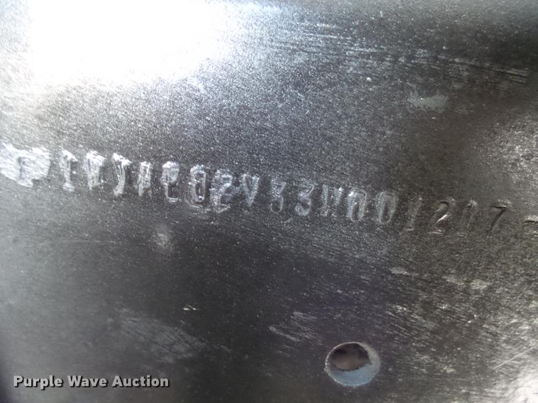 image for item DX9026 2003 Mack CX13 Vision semi truck