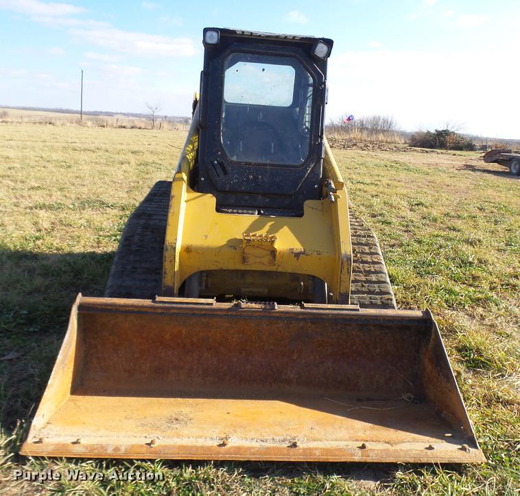 image for item DX9334 2004 Caterpillar 277B skid steer