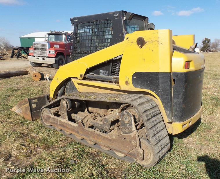 image for item DX9334 2004 Caterpillar 277B skid steer