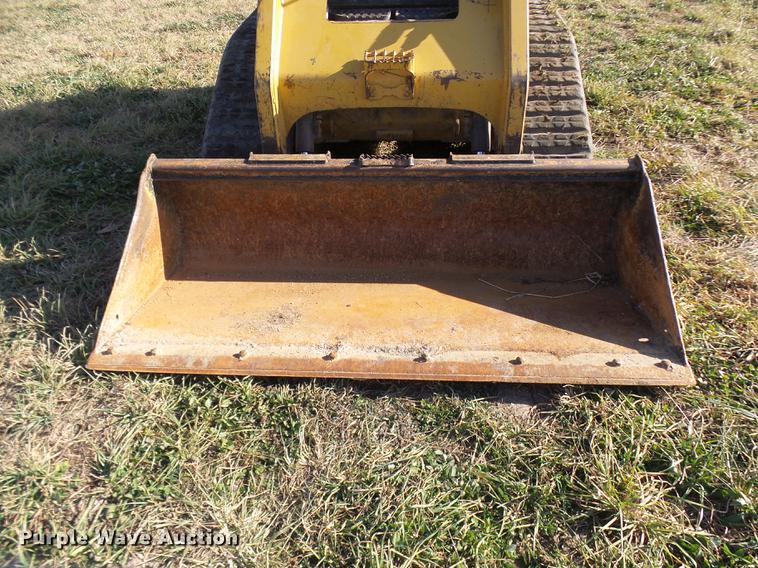 image for item DX9334 2004 Caterpillar 277B skid steer
