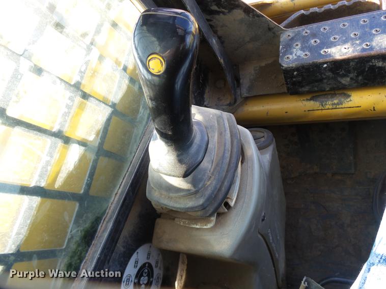 image for item DX9334 2004 Caterpillar 277B skid steer