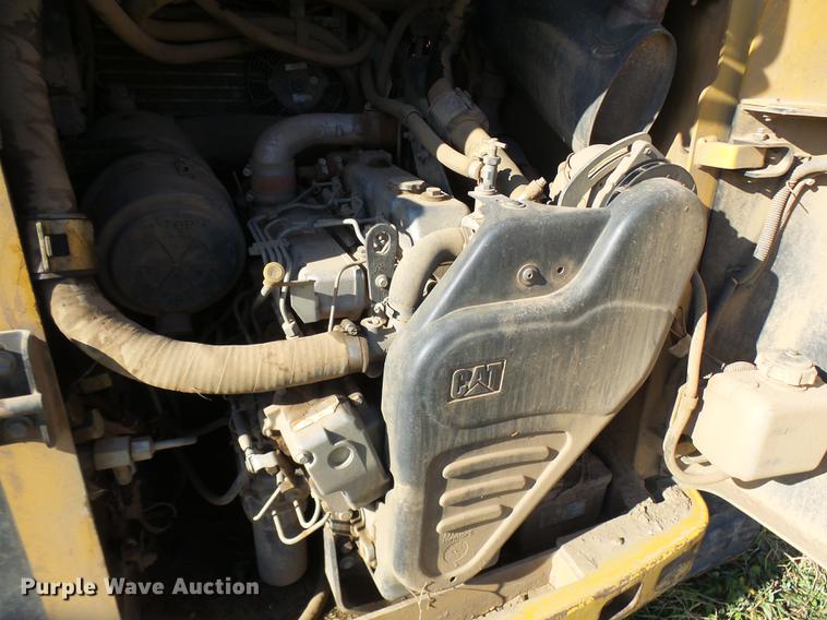 image for item DX9334 2004 Caterpillar 277B skid steer