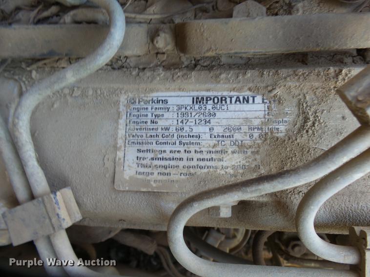 image for item DX9334 2004 Caterpillar 277B skid steer