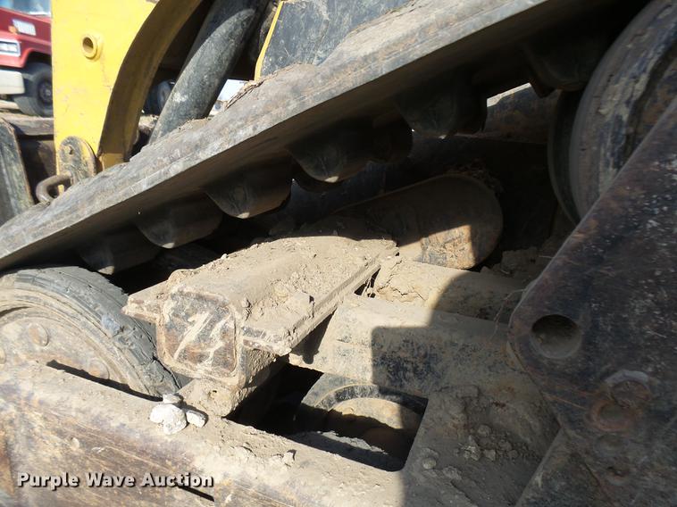 image for item DX9334 2004 Caterpillar 277B skid steer