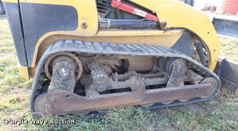 image for item DX9334 2004 Caterpillar 277B skid steer