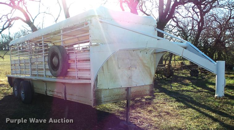 image for item BI9569 1973 shop built livestock trailer