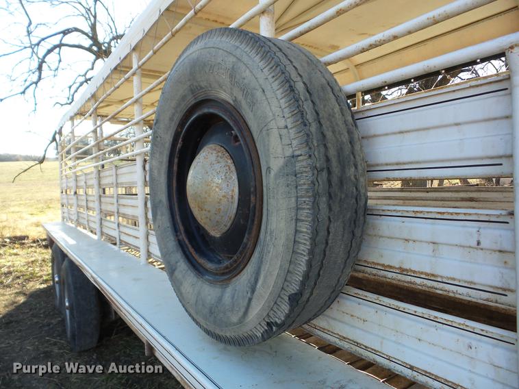 image for item BI9569 1973 shop built livestock trailer