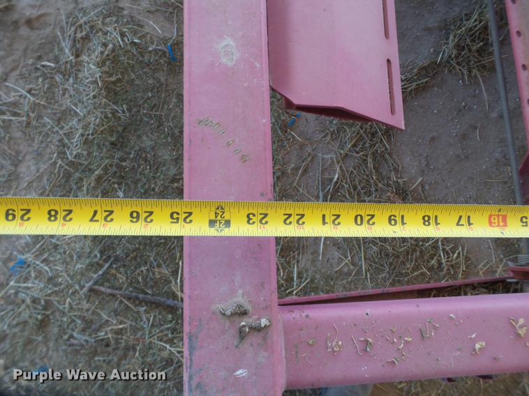 image for item BJ9905 Hoelscher 1000 hay accumulator