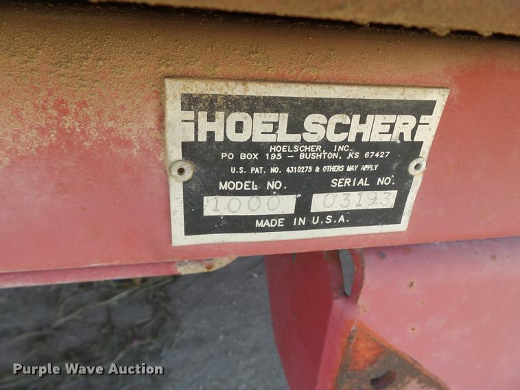 image for item BJ9905 Hoelscher 1000 hay accumulator