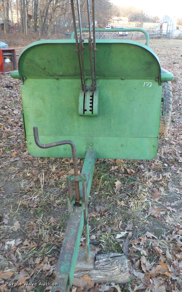 image for item DB9850 Manure spreader