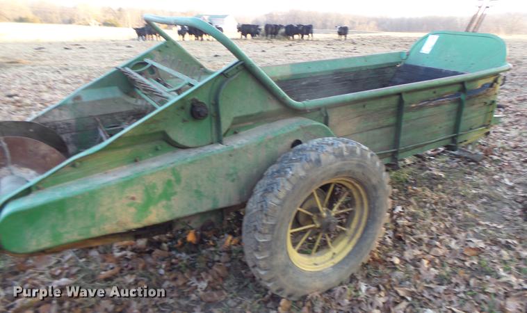 image for item DB9850 Manure spreader
