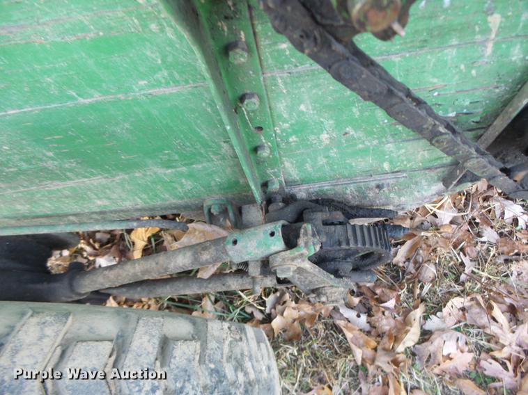 image for item DB9850 Manure spreader