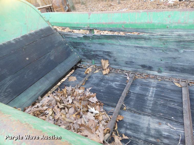 image for item DB9850 Manure spreader