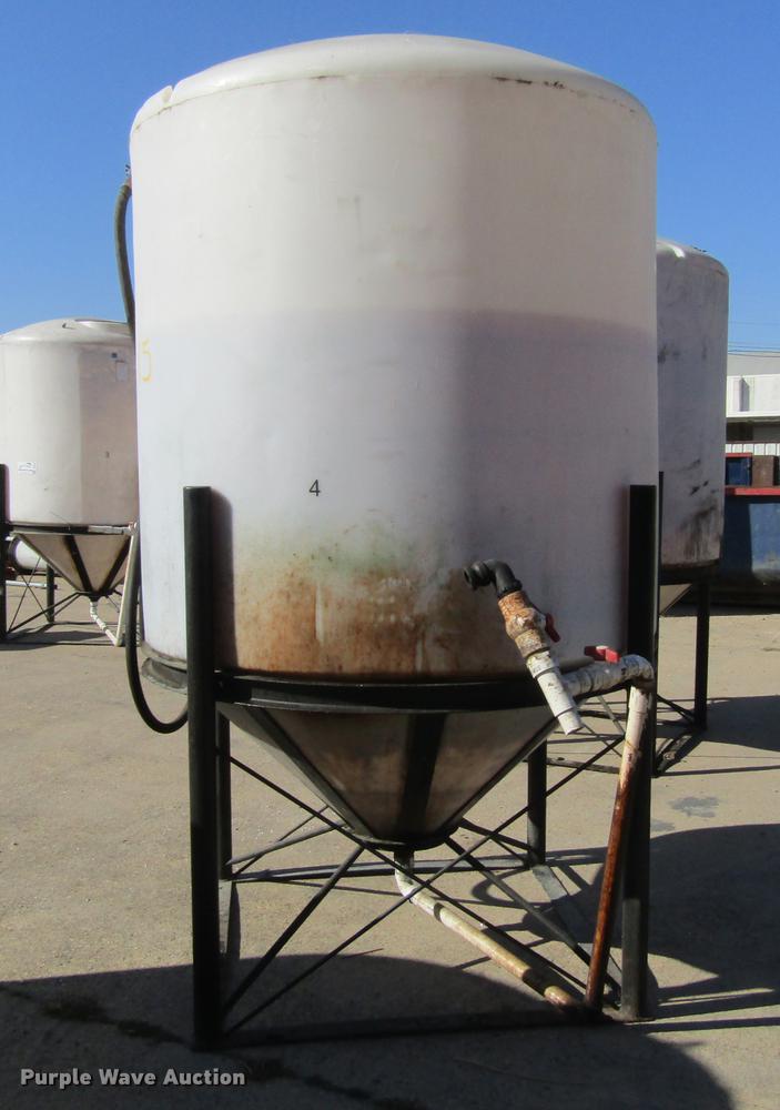 image for item DC0005 Poly tank