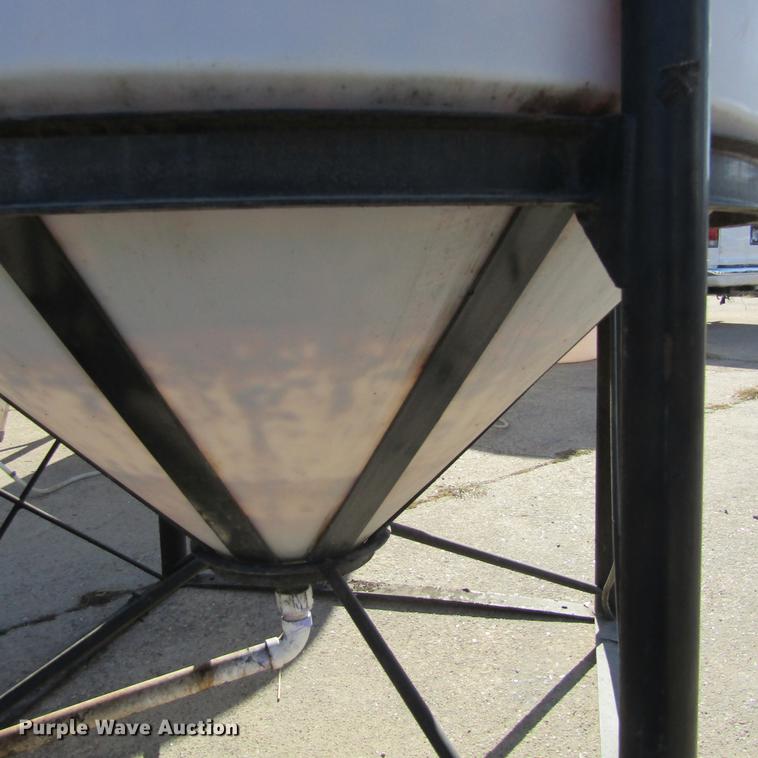 image for item DC0005 Poly tank