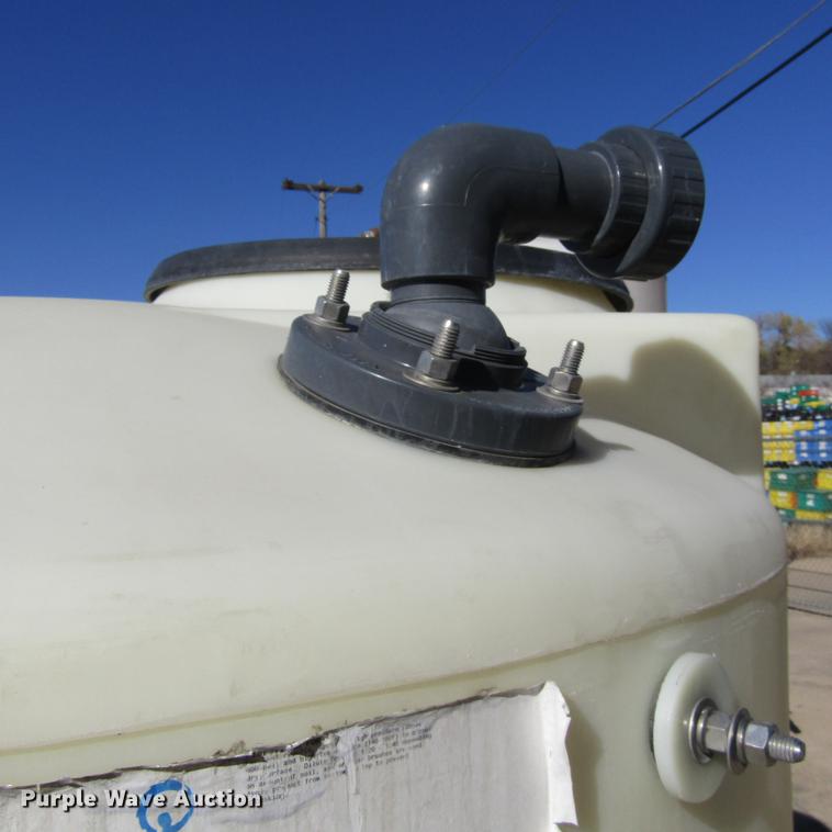 image for item DC0006 Poly tank