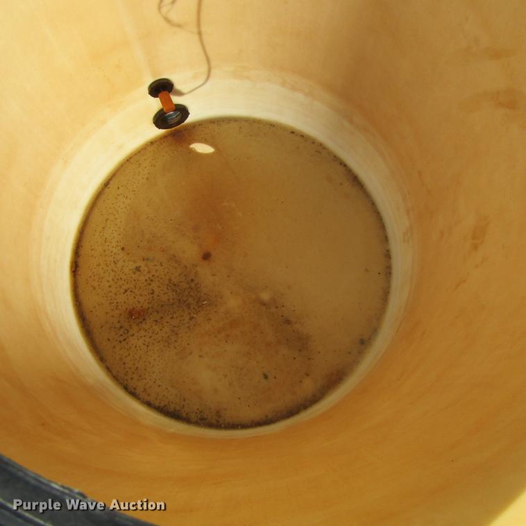 image for item DC0007 Poly tank