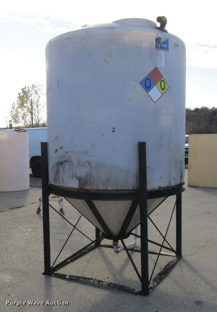 image for item DC0008 Poly tank