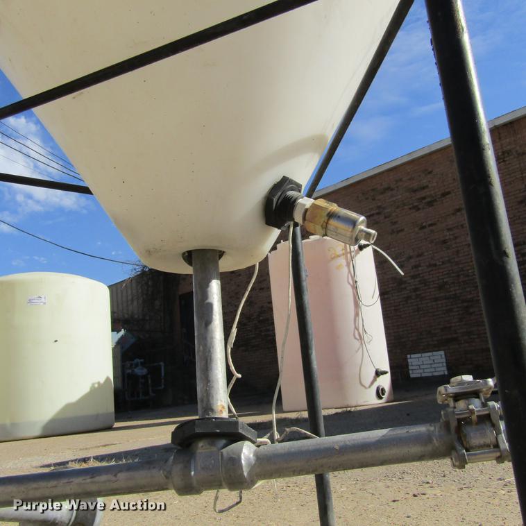 image for item DC0009 Poly tank