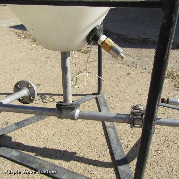 image for item DC0009 Poly tank