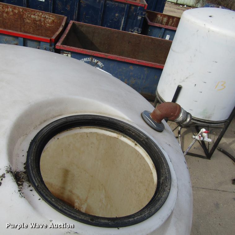 image for item DC0010 Poly tank