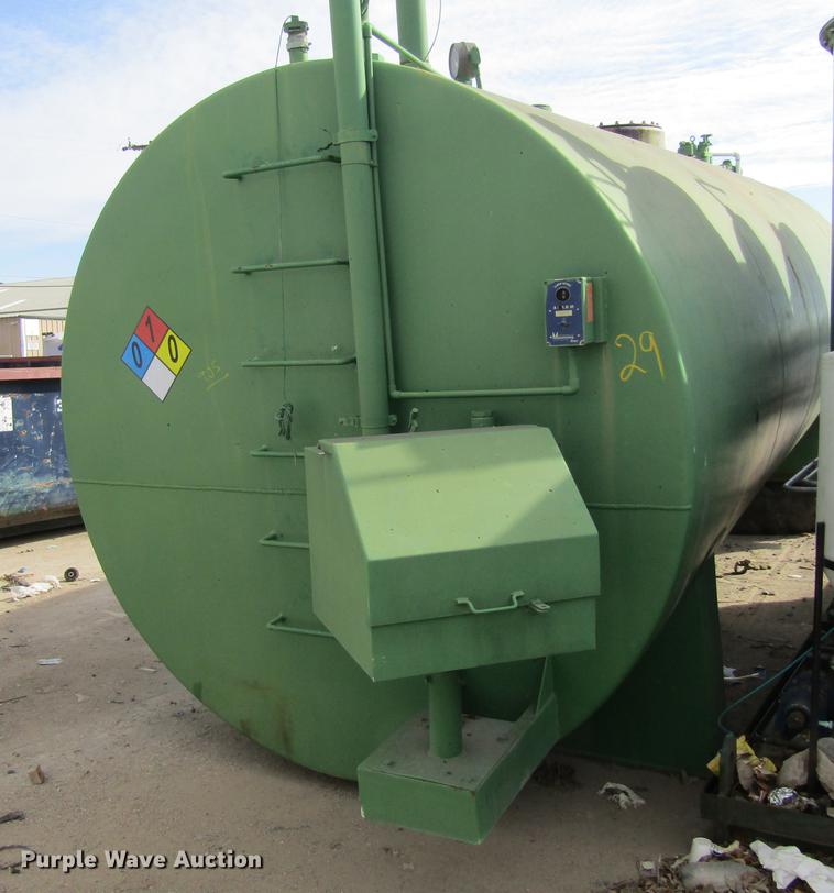image for item DC0011 6,000 gallon fuel tank