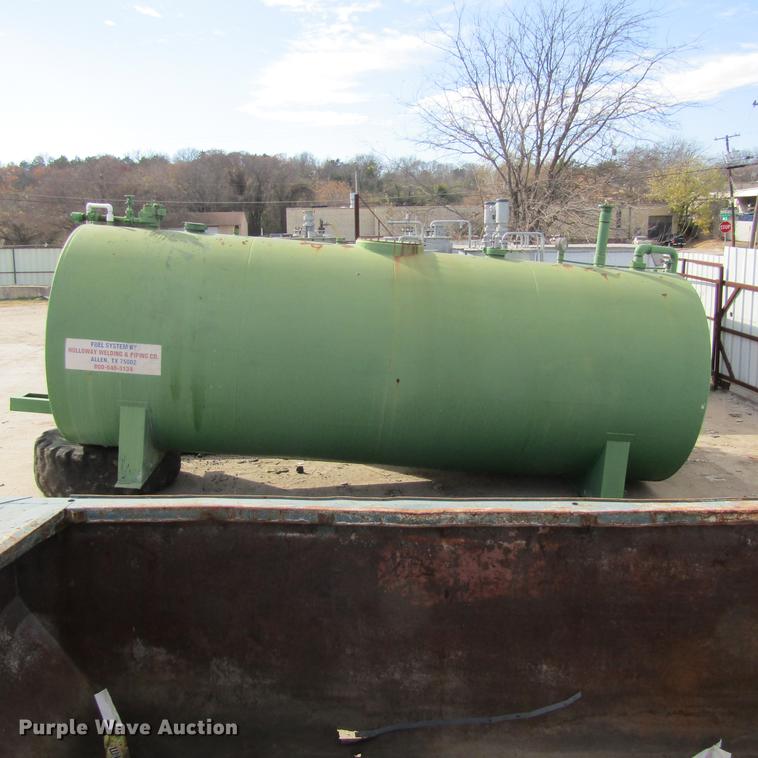 image for item DC0011 6,000 gallon fuel tank