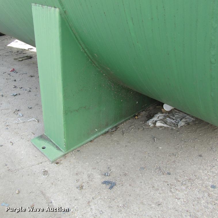 image for item DC0011 6,000 gallon fuel tank