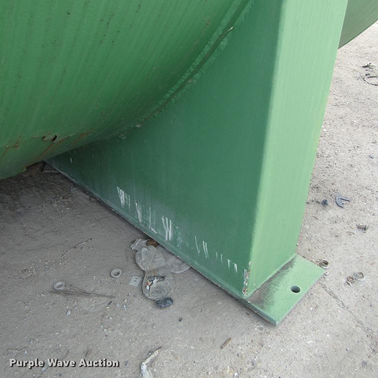 image for item DC0011 6,000 gallon fuel tank