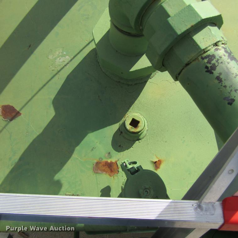 image for item DC0011 6,000 gallon fuel tank