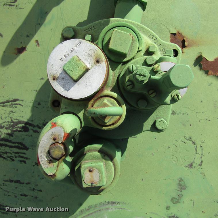 image for item DC0011 6,000 gallon fuel tank