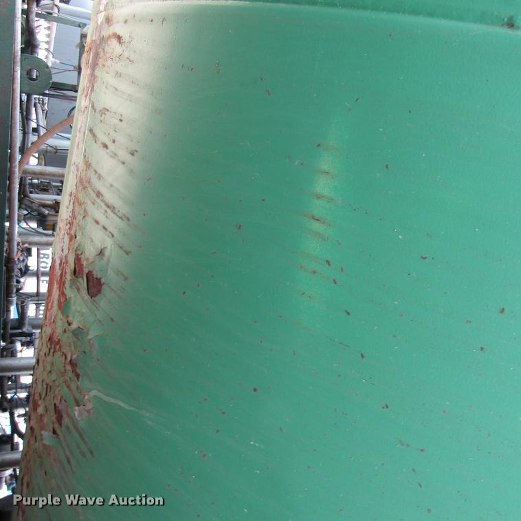 image for item DC0011 6,000 gallon fuel tank