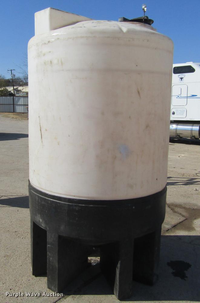 image for item DC0013 Poly tank