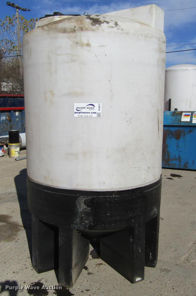 image for item DC0013 Poly tank