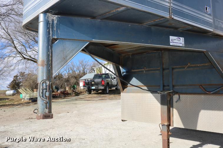 image for item DC3596 1990 Travalong livestock trailer