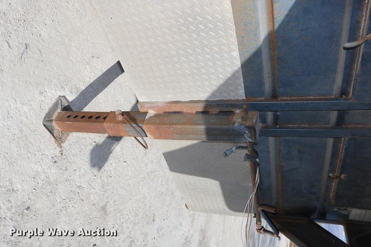 image for item DC3596 1990 Travalong livestock trailer