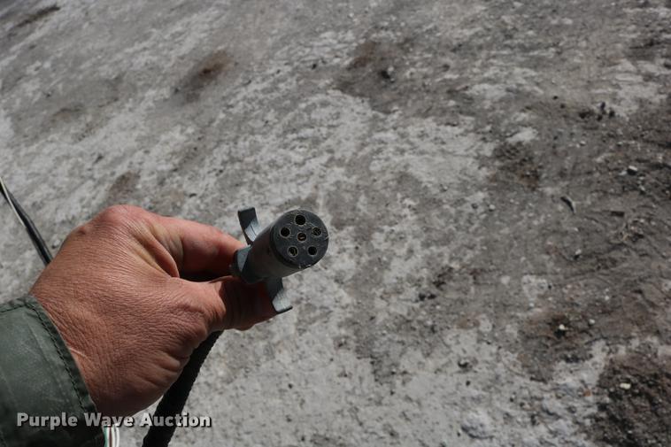 image for item DC3596 1990 Travalong livestock trailer