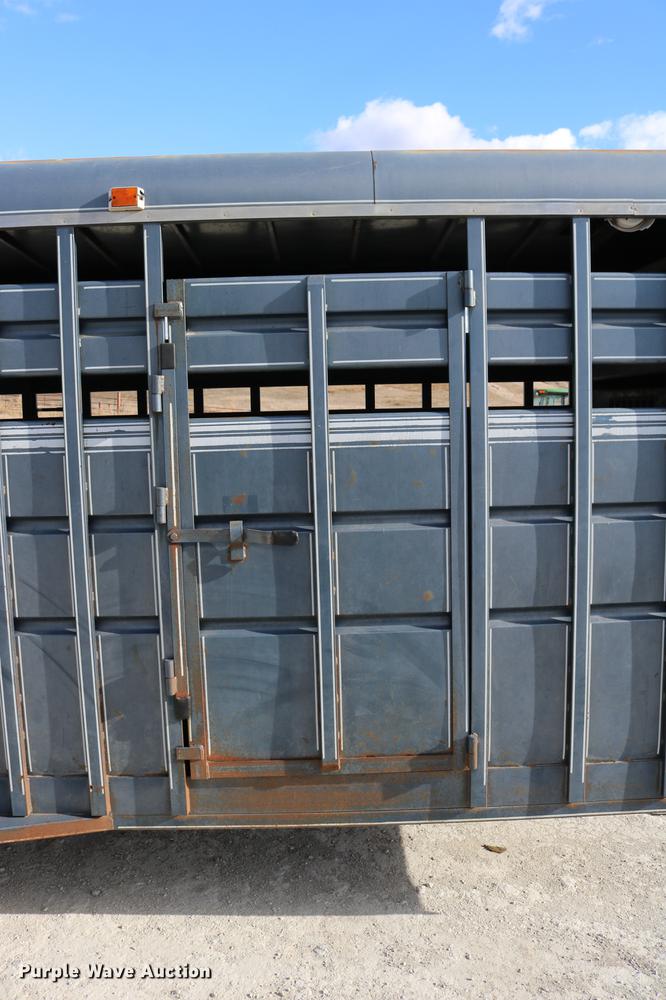 image for item DC3596 1990 Travalong livestock trailer