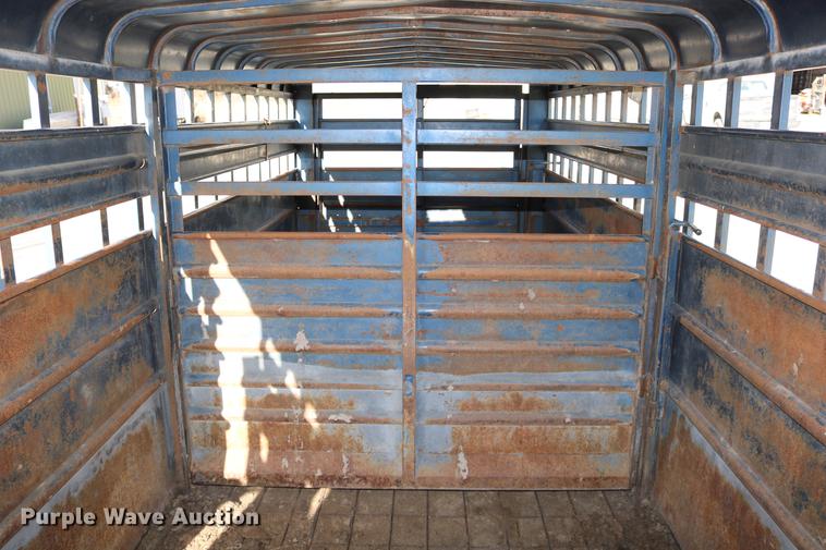 image for item DC3596 1990 Travalong livestock trailer