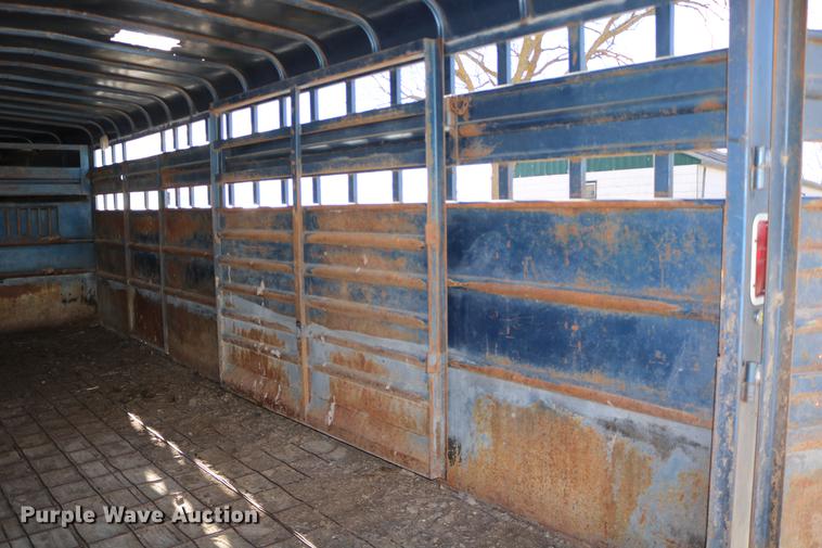 image for item DC3596 1990 Travalong livestock trailer