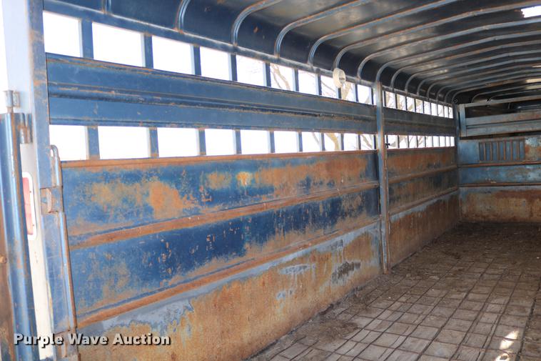 image for item DC3596 1990 Travalong livestock trailer