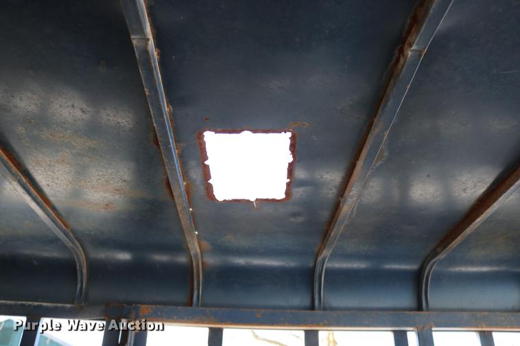 image for item DC3596 1990 Travalong livestock trailer