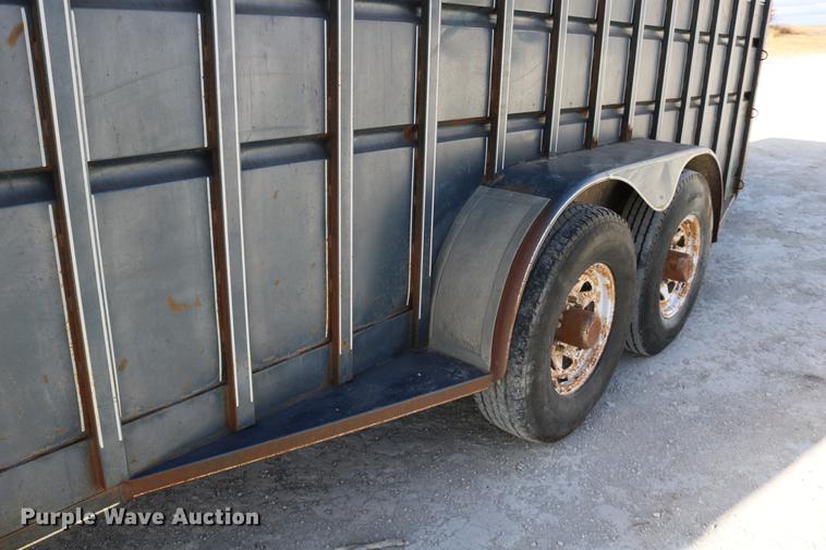 image for item DC3596 1990 Travalong livestock trailer