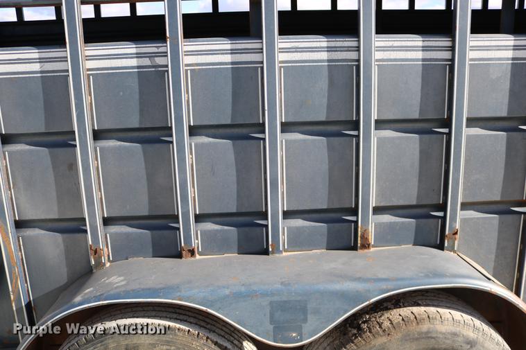 image for item DC3596 1990 Travalong livestock trailer