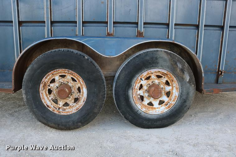 image for item DC3596 1990 Travalong livestock trailer