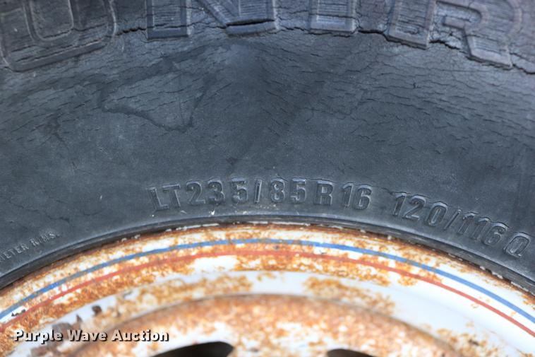 image for item DC3596 1990 Travalong livestock trailer