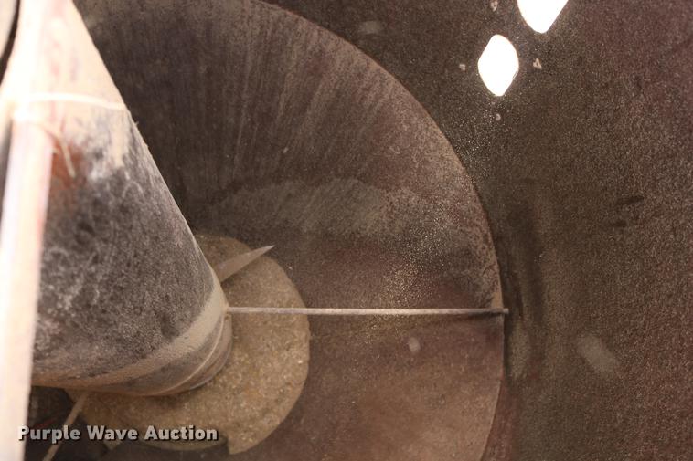 image for item DC3597 Gehl 95MX grinder mixer