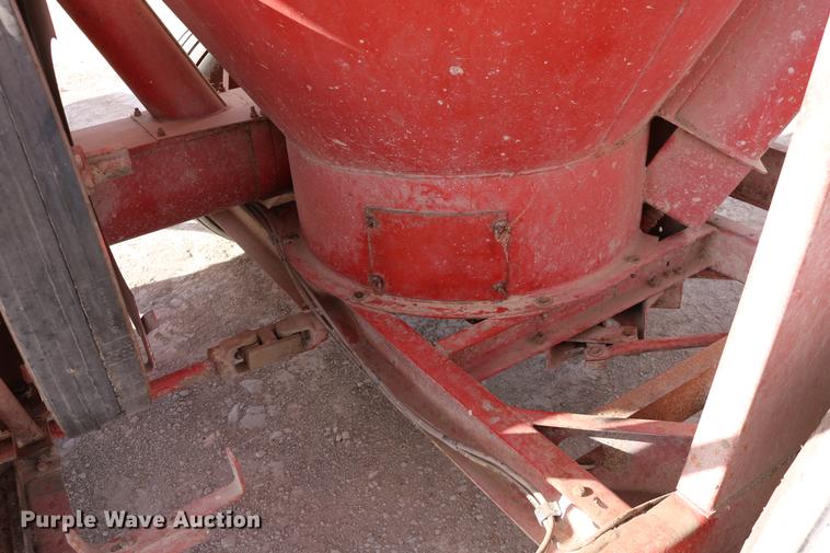 image for item DC3597 Gehl 95MX grinder mixer