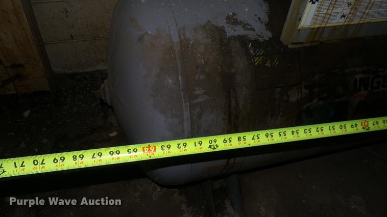 image for item DG9497 Ingersoll Rand 7100 air compressor