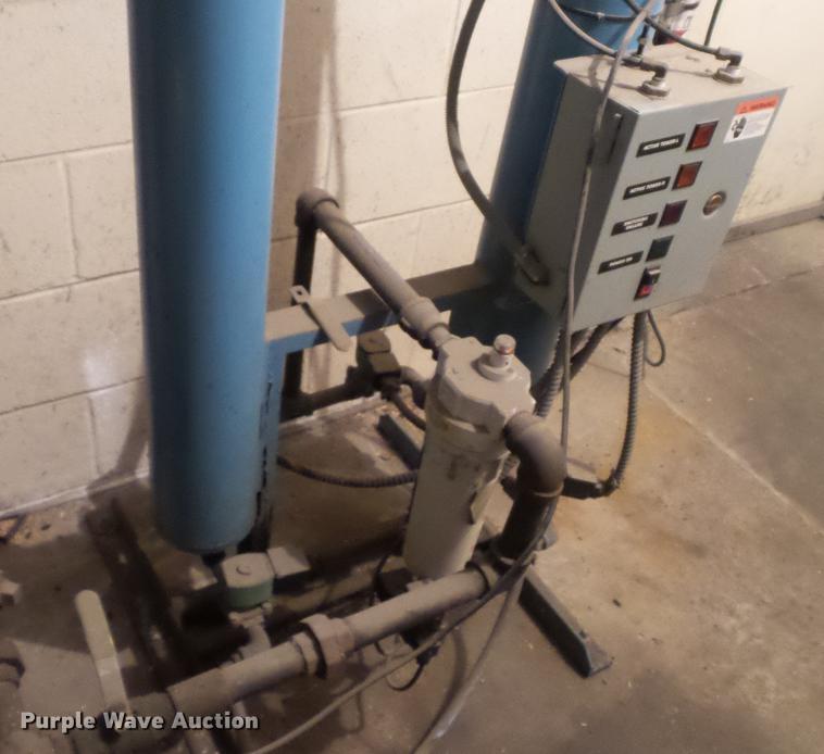 image for item DG9497 Ingersoll Rand 7100 air compressor